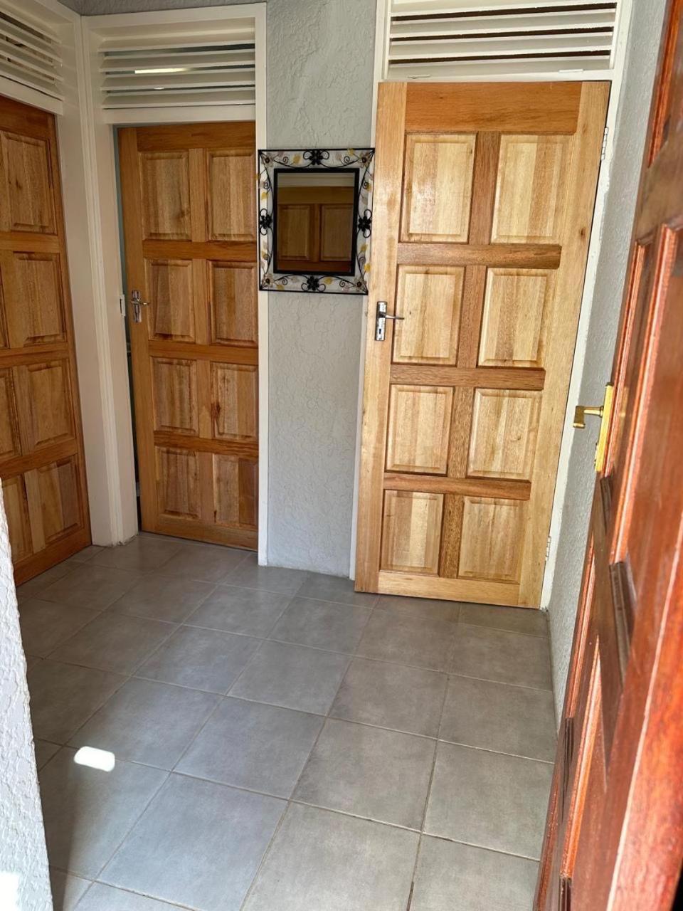 Bagley Terrace 136 Cottage Johannesburg Eksteriør billede
